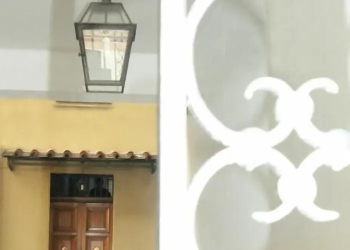 Konukevi Le Dei Mercanti