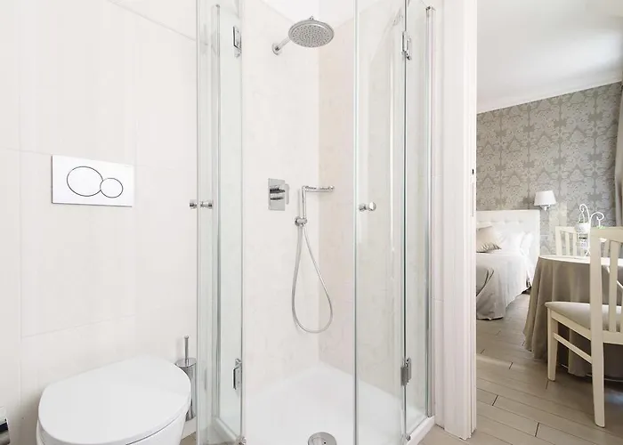 Konukevi Le Dei Mercanti Roma